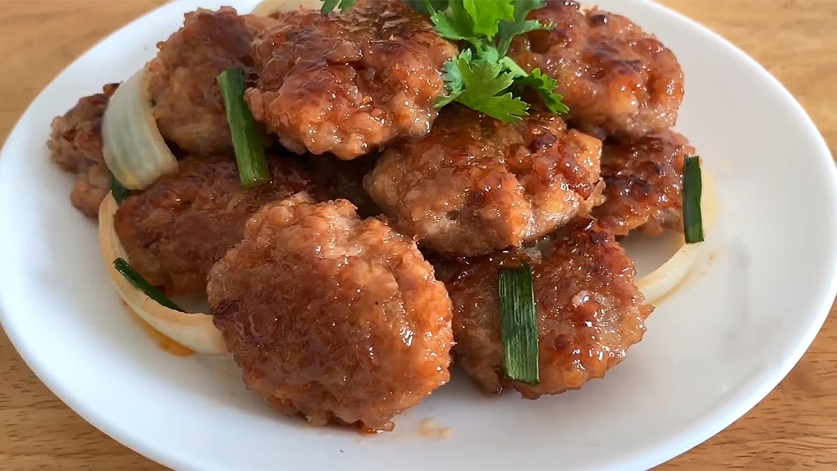 Thịt viên kho nước mắm