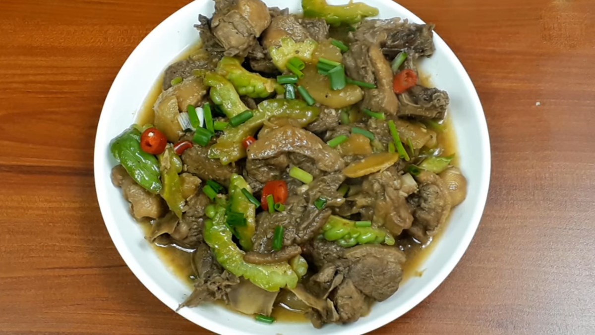 Vịt kho khổ qua