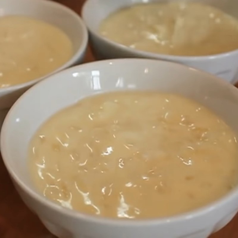 Bước 5 Đổ khuôn và trang trí bánh Rice pudding - Bánh pudding gạo sữa cốt dừa xoài