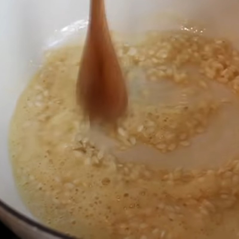 Bước 2 Đun hỗn hợp gạo bơ Rice pudding - Bánh pudding gạo sữa cốt dừa xoài