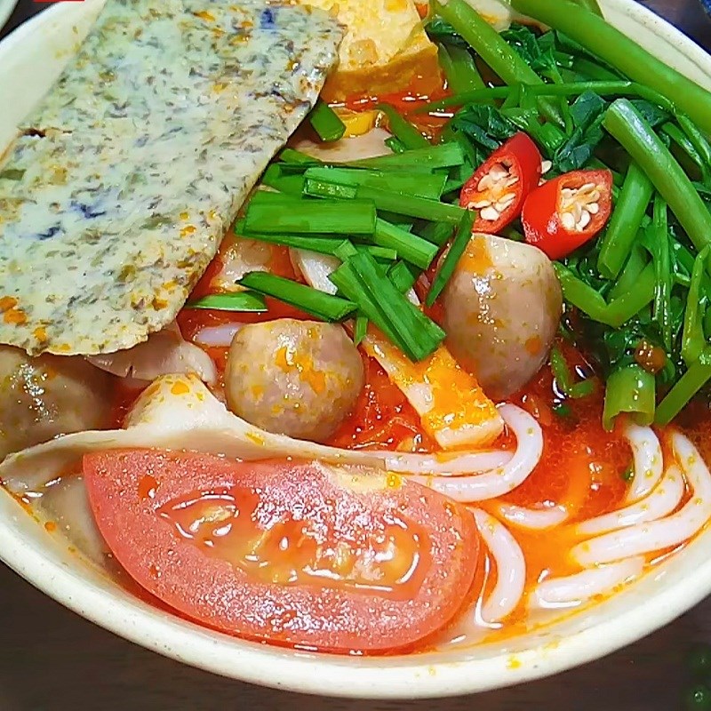 Bước 4 Hoàn thành Canh bún chay cà chua