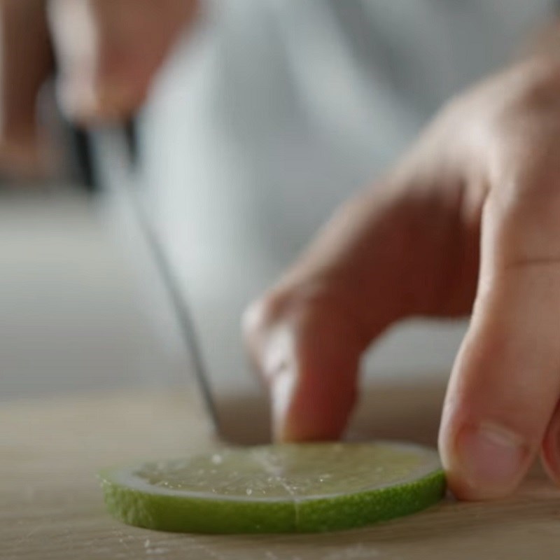 Bước 2 Hoàn thành Cocktail Kamikaze