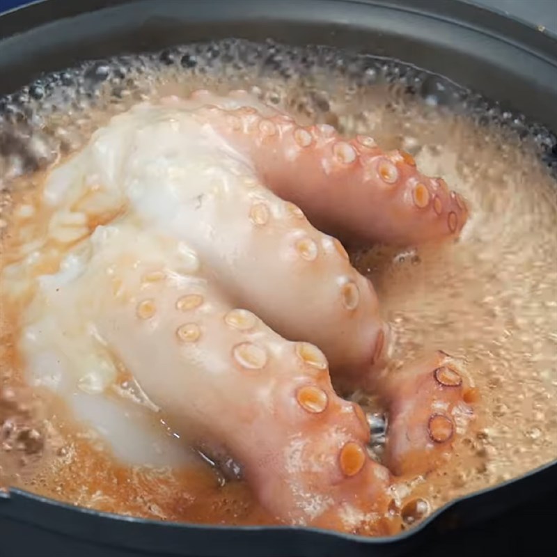 Bước 3 Khìa bạch tuộc với nước dừa Bạch tuộc khìa nước dừa