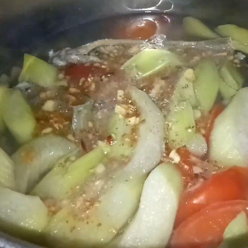 Bước 3 Nấu canh Cá chạch nấu canh chua