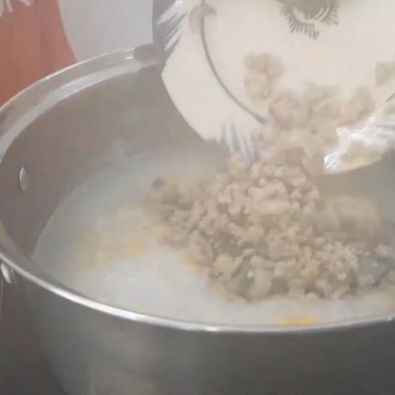 Bước 4 Nấu cháo Cháo hải sâm thịt băm