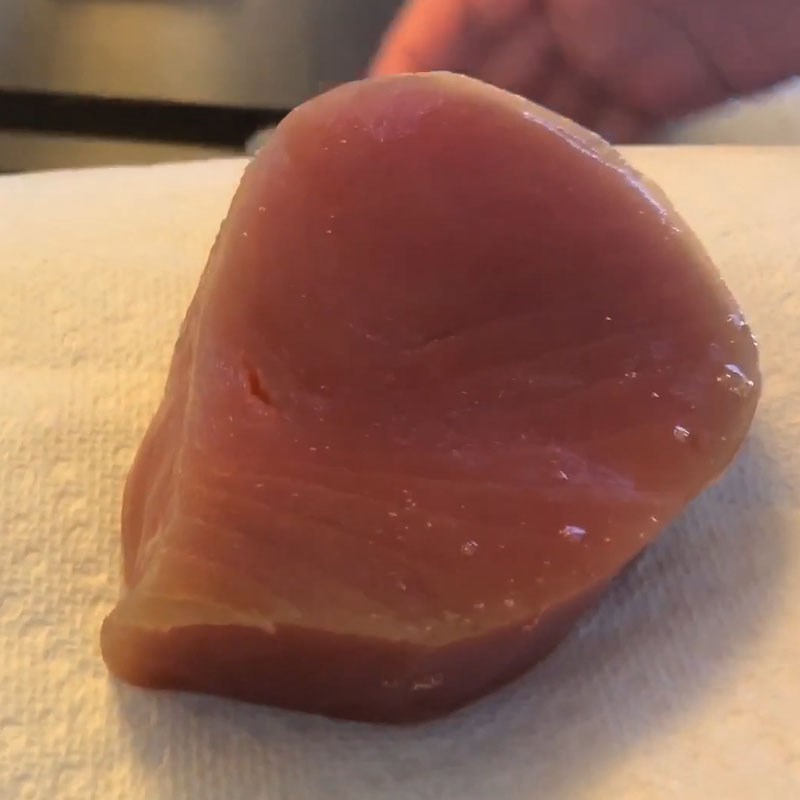 Bước 1 Sơ chế cá ngừ Cá ngừ đại dương nướng giấm