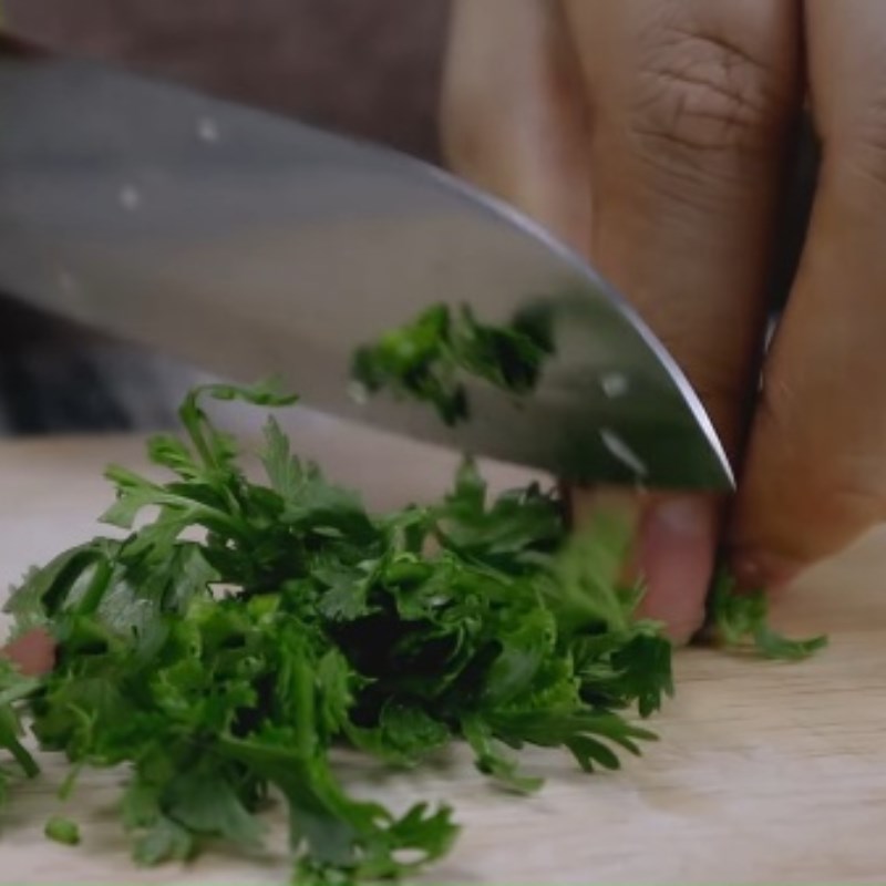 Step 2 Prepare the remaining ingredients Stir-fried noodles with omelettes