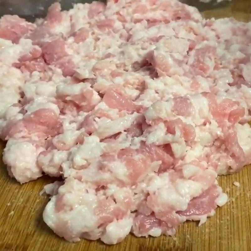 Bước 1 Sơ chế nguyên liệu Khô cá sửu chưng thịt băm và trứng