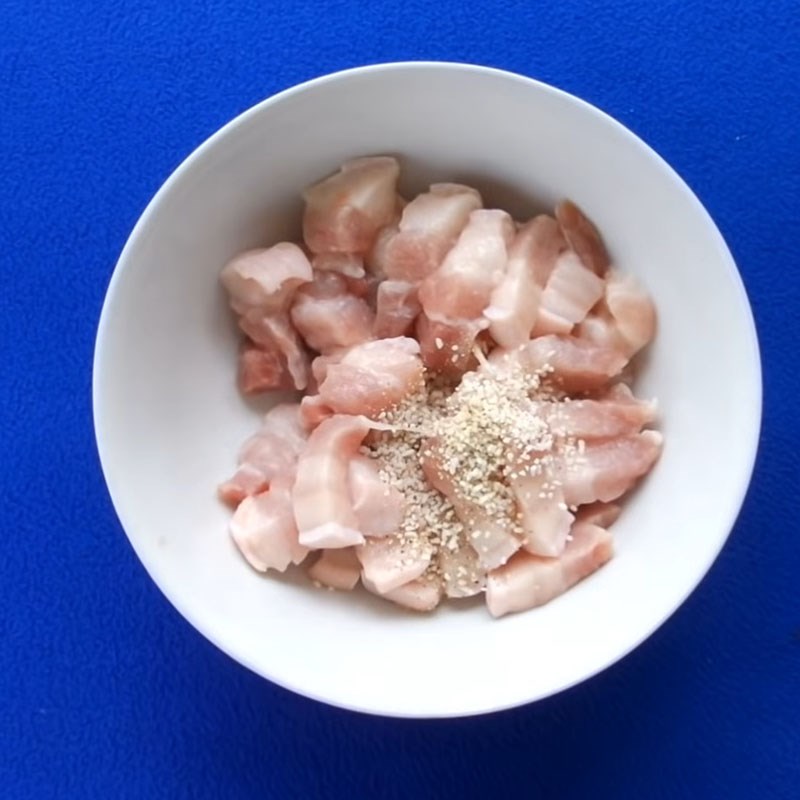 Cách 1 Sơ chế cùng ướp thịt heo Thịt kho chua ngọt
