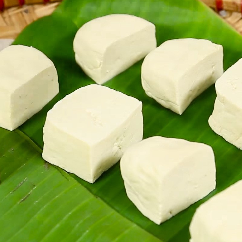 Bước 2 Phơi đậu phụ Chao đỏ