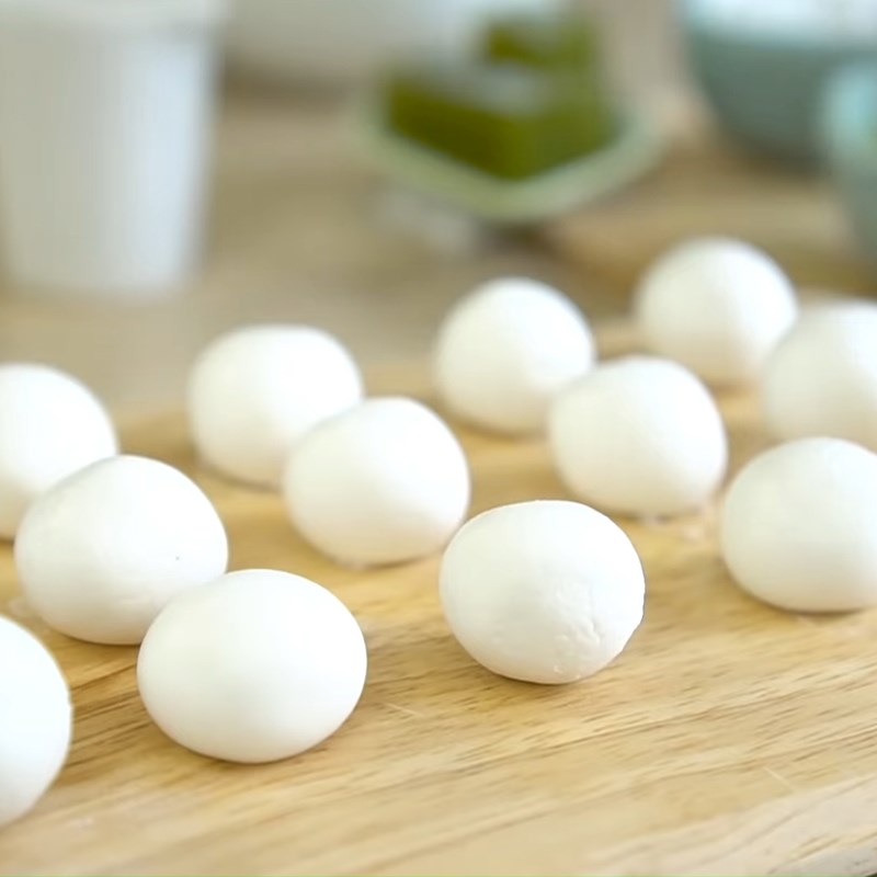 Bước 4 Tạo hình và nấu nướng bánh mochi Bingsu Matcha trà xanh rớt đậu đỏ