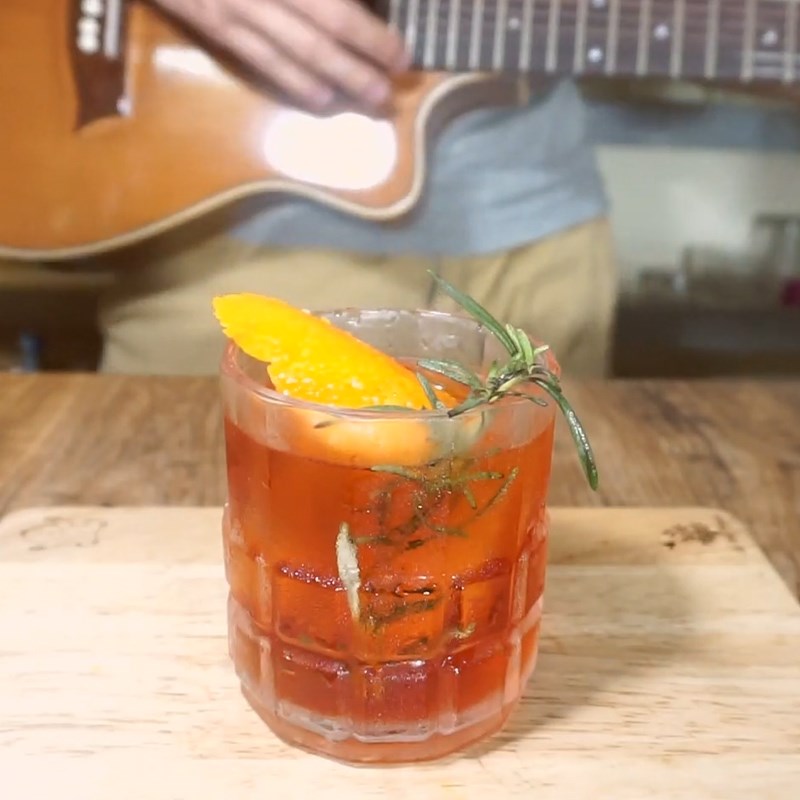 Bước 3 Thành phẩm Cocktail Negroni