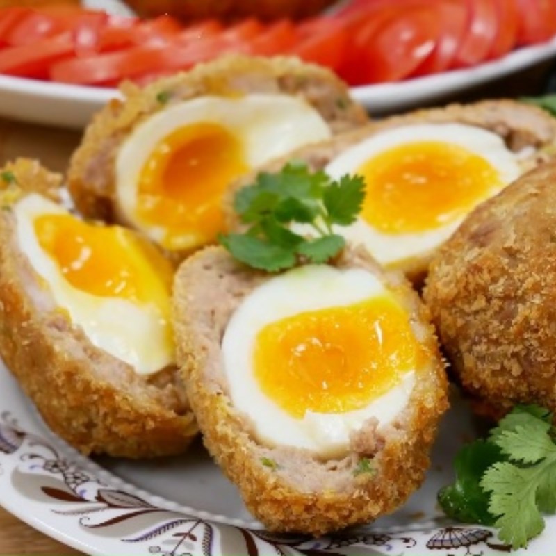 Bước 5 Thành phẩm Scotch egg - thịt bọc trứng lòng đào chiên