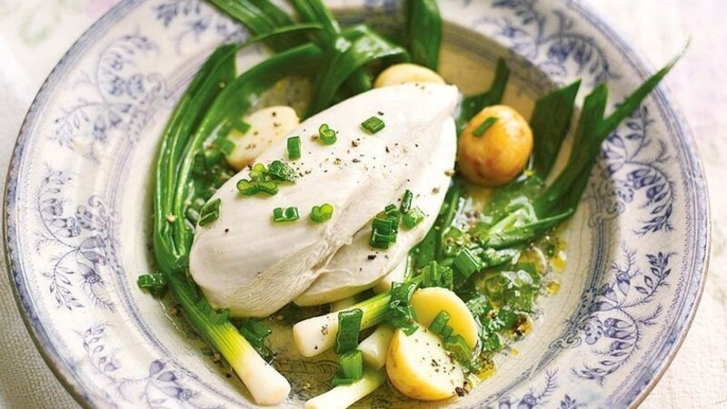 G&agrave; hấp h&agrave;nh