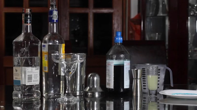 Nguyên liệu món ăn 2 công thức cocktail blue margarita