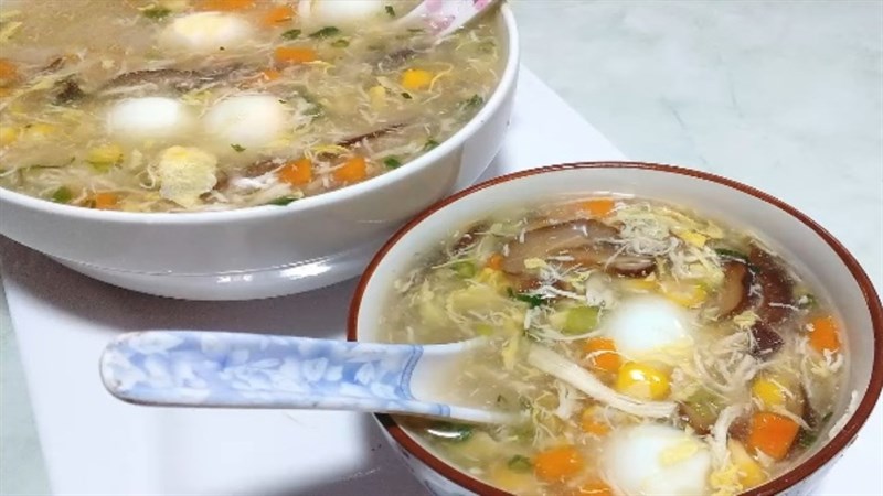 S&uacute;p g&agrave; rau củ