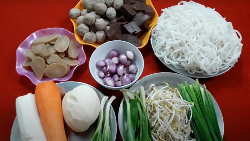 Nguyên liệu cho món bánh canh bò viên