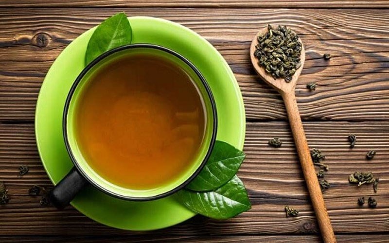 Ăn trứng uống trà