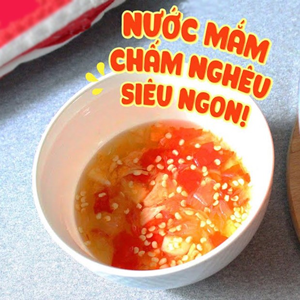 Nmong mắm chấm nghêu hấp sả