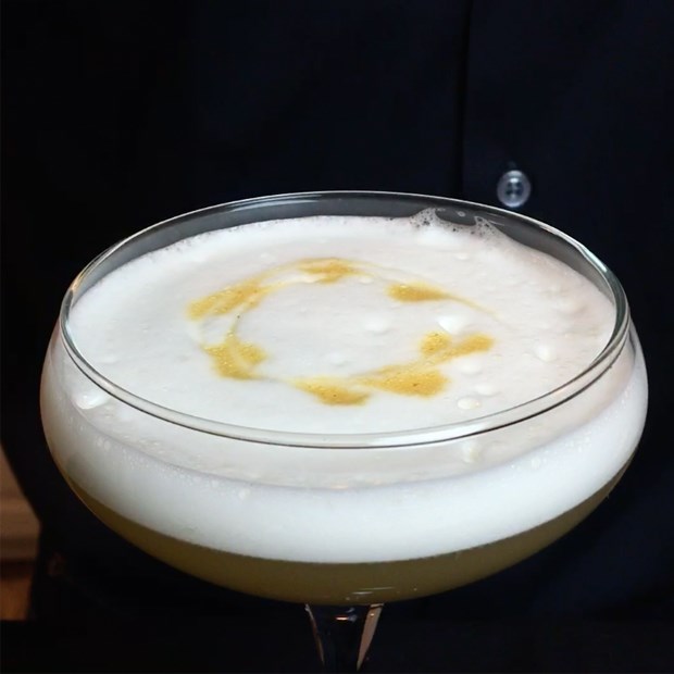 Công thức pha chế Cocktail Whisky Sour mát lạnh kích thích vị giác