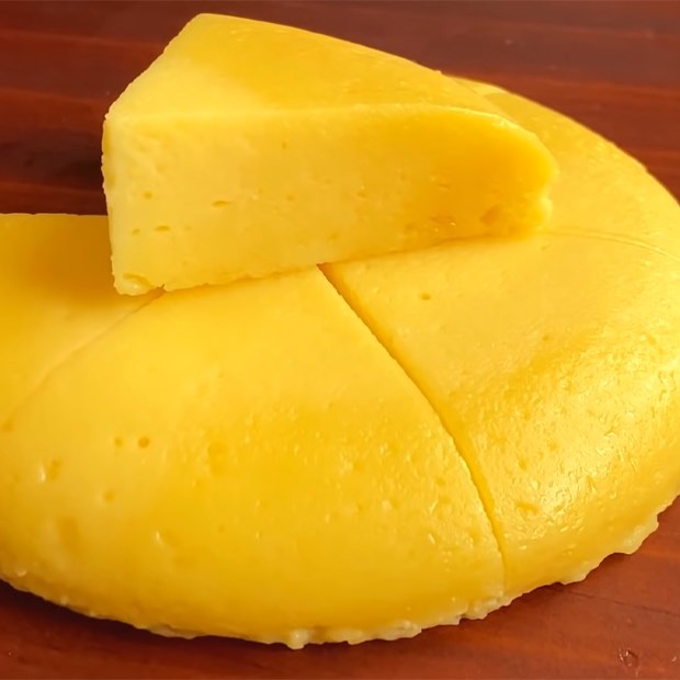 Cách làm bánh bông lan phô mai cheese bằng lò vi sóng bông mịn