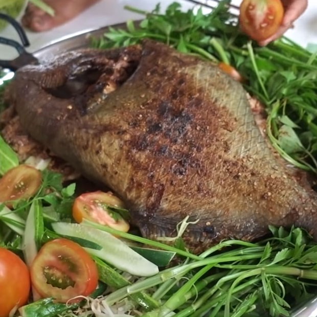 2 cách làm cá bò giáp nướng sa tế và nướng mọi dân dã cực ngon ngay tại nhà