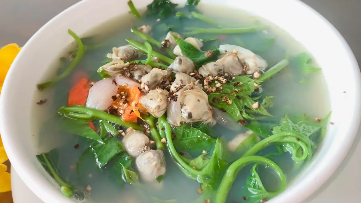 Canh rau lang nấu ngao (nghêu)