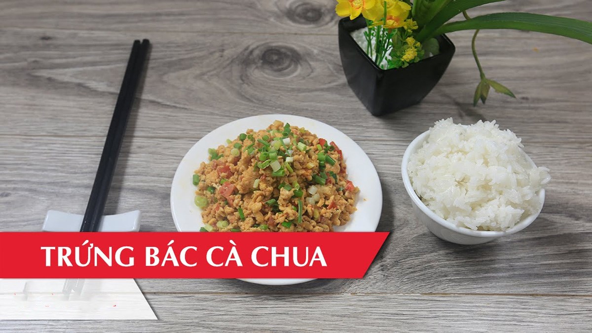 Trứng bác cà chua