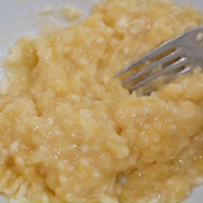 Bước 3 Chuẩn bị phần chuối Bánh hạt thập cẩm