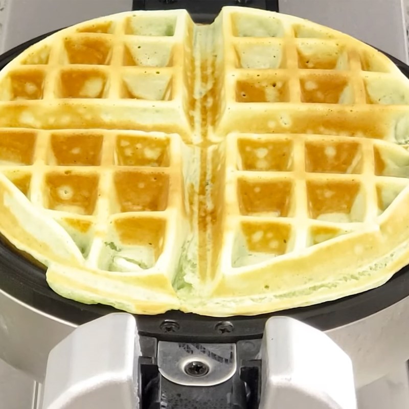 Cách Làm Bánh Kẹp - Waffle Sầu Riêng Lá Dứa Thơm Béo, Hấp Dẫn Tại Nhà