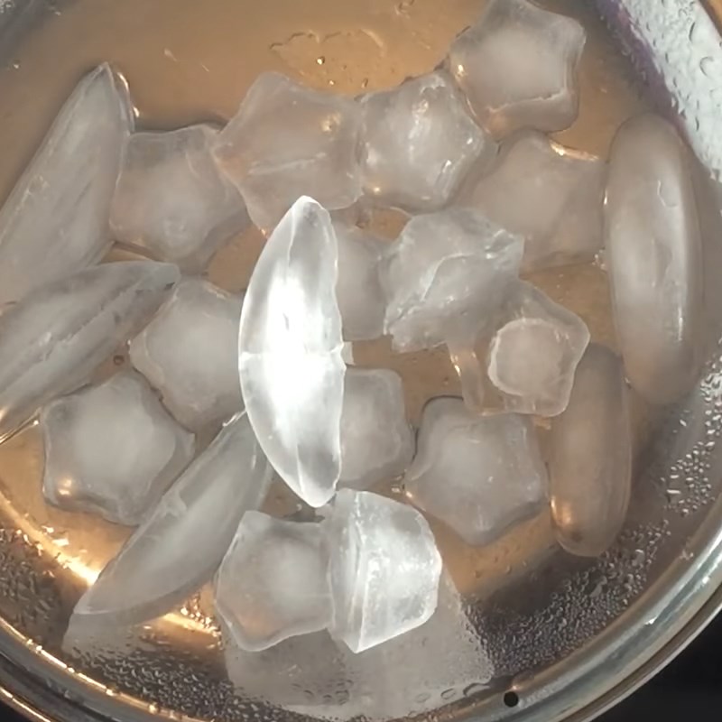 Bước 3 Làm ngưng tụ tinh dầu hoa bưởi Tinh dầu hoa bưởi