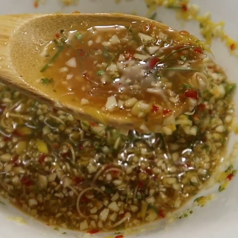 Bước 2 Làm nước chấm ốc Ốc lác xào sa tế