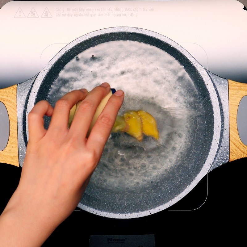 Cách làm Ốc móng tay xào bơ tỏi với hương vị đặc trưng của tỏi và bơ sẽ làm bạn ấn tượng. Hãy xem hình ảnh để khám phá món ăn này và học cách nấu ngay tại nhà.
