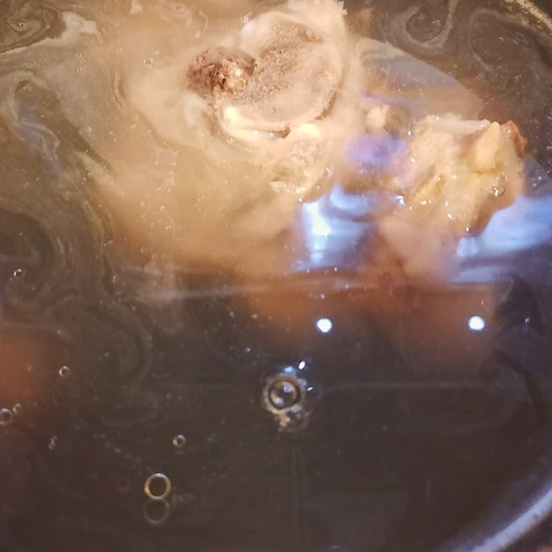 Bước 3 Nấu nước dùng Thịt cừu hầm đậu trắng sốt cà chua
