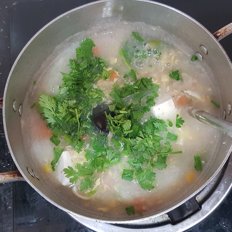 Bước 3 Nấu súp Súp trứng bắc thảo yến mạch