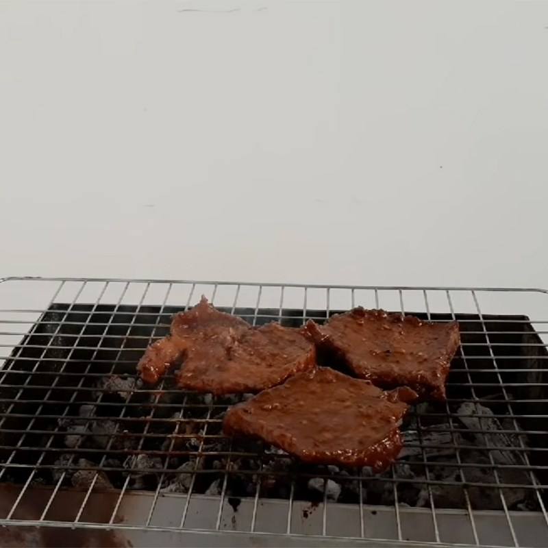 Bước 4 Nướng thịt bò Bò nướng ngũ vị bằng lò than