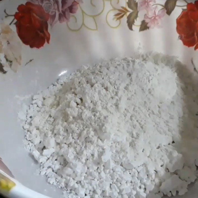 Bước 2 Pha bột Nấm rơm chiên giòn