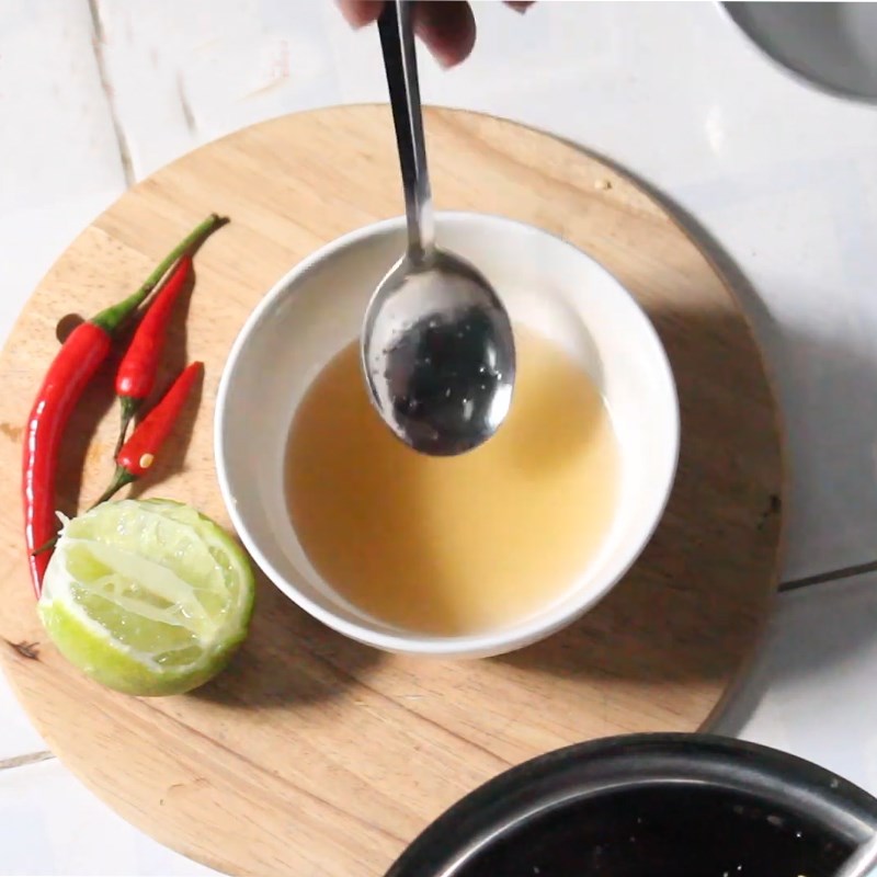 Bước 2 Pha nước mắm Nước mắm chấm nghêu hấp sả