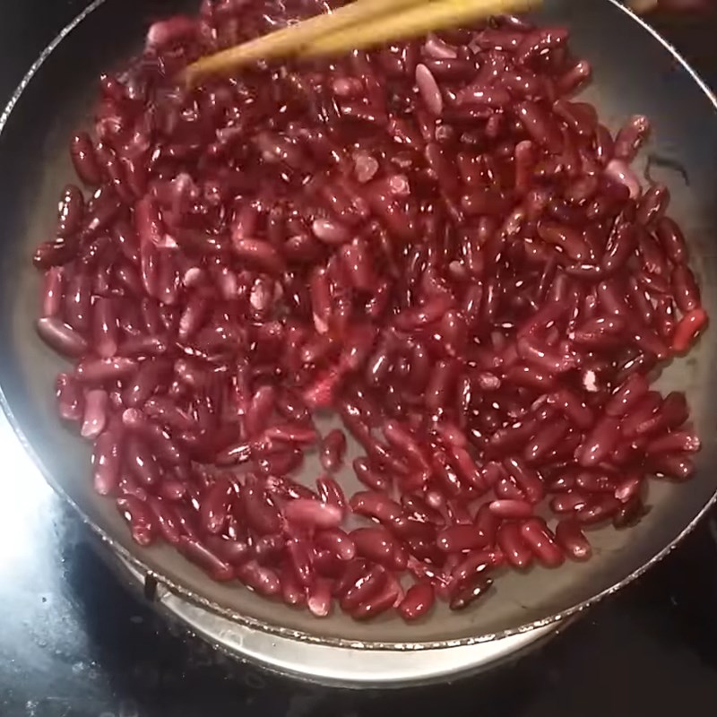 Bước 2 Rang đậu đỏ Nước đậu đỏ
