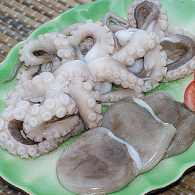 Cách 1 Sơ chế bạch tuộc Cơm bạch tuộc