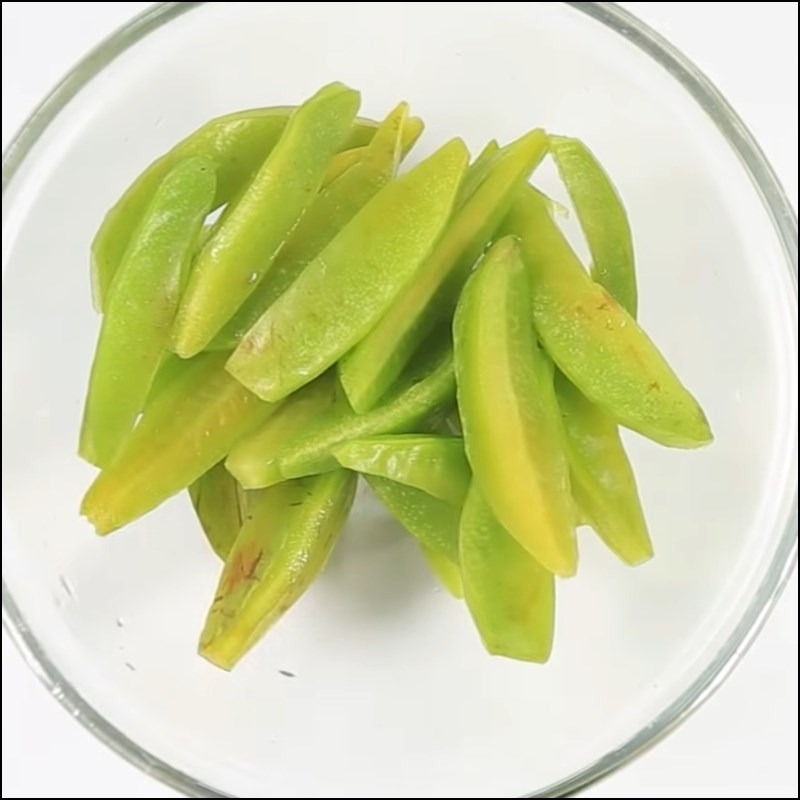 Bước 1 Sơ chế khế Khế dầm xí muội