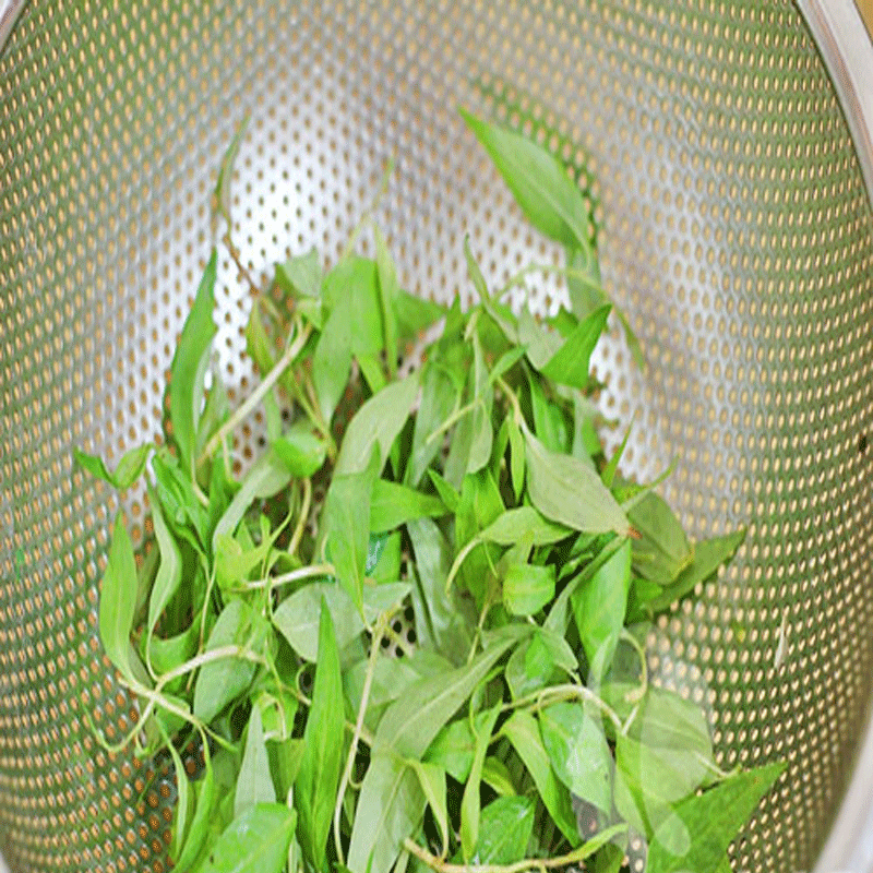 Bước 1 Sơ chế nguyên liệu Muối ớt chấm gà