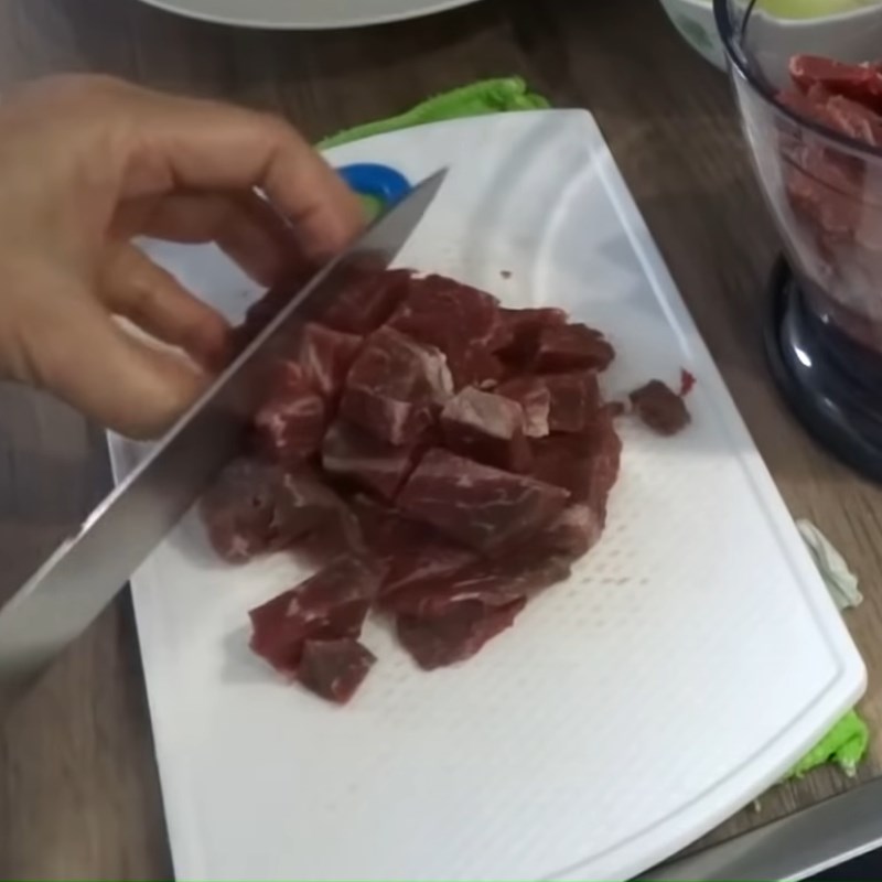 Bước 1 Sơ chế thịt bò Bò nướng tía tô