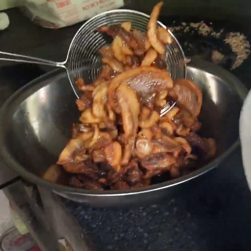 Bước 1 Sơ chế và chiên mỡ Bánh tóp mỡ khô