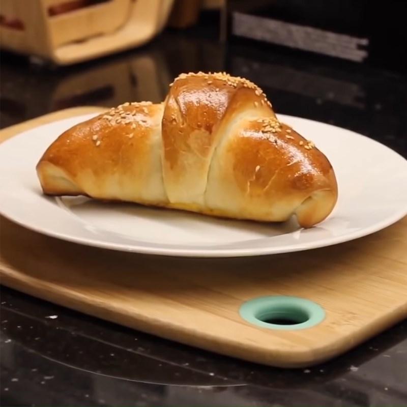 Bước 6 Thành phẩm Bánh sừng trâu (croissant) nhân thịt nguội phô mai