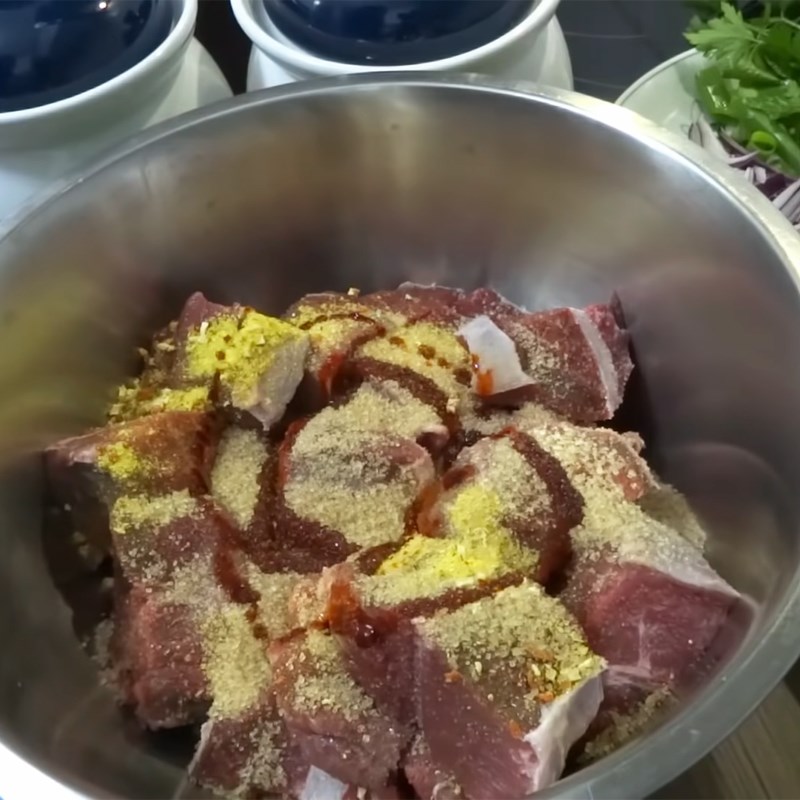 Bước 3 Ướp thịt bò Bò nấu đậu