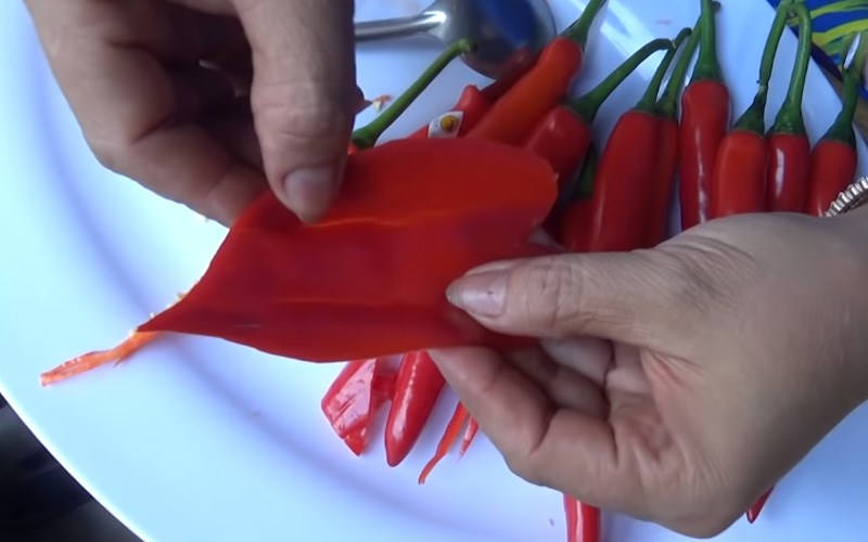 Tạo độ mềm mại cho c&aacute;nh hoa 