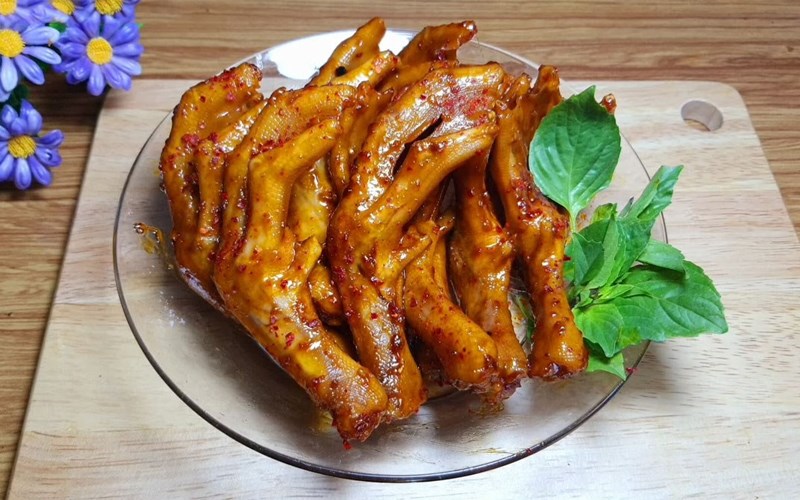 Ch&acirc;n vịt cay Tứ Xuy&ecirc;n