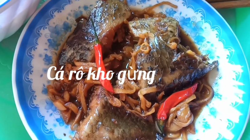 Cá rô kho củ cải trắng