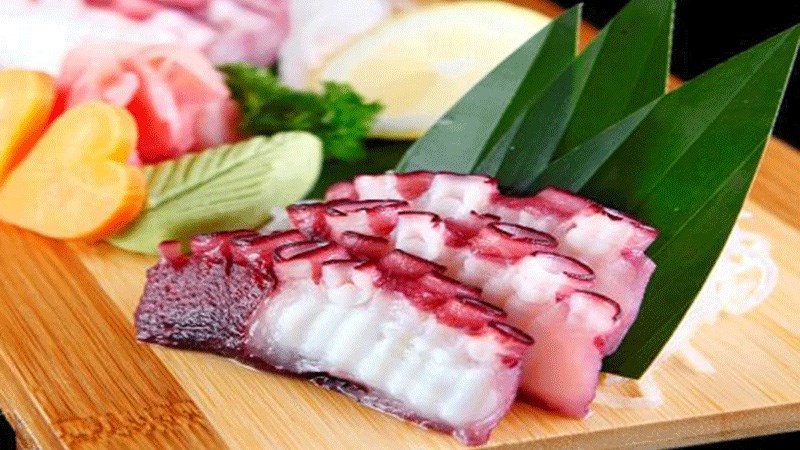 Tako sashimi (bạch tuộc)